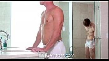 Scott Riley is able to make Zee Knox fall in love with his horny hole on GayRoom.