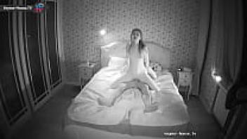 Night Vision Sex with a Horny Man and a White Wide-Ass Babe In the Night