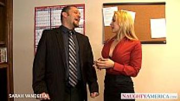 Sexy Sarah Vandella provides oral sex.