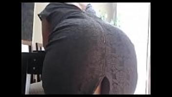 A large booty porn webcam teases a hot, tight outfit.