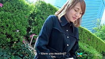 Ms. Rena Horikawa, a gorgeous Japanese housewife of thirty, arrives to shoot her first uncensored, non-sexual adult video.