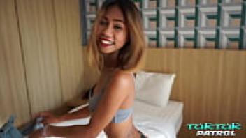 Bangkok Thai Babe Slim TukTukPatrol Packed With Dick