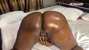 From daylight to night, the horny BBC plays with her pussy and eventually cums (please subscribe to my red).