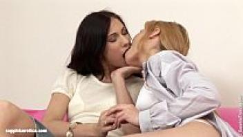 Sheridan and Justine from Sapphic Erotica's Fingering Ec perform sensual lesbian sex.