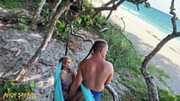 FINGERING IN PUBLIC at the beach