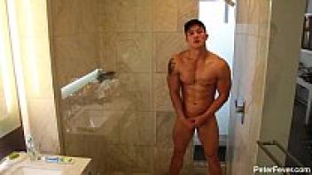 Afternoon Shower on PeterFever.com