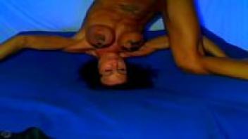 Gorgeous webcam girl