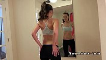 He adores his girlfriend's ass in the gym.