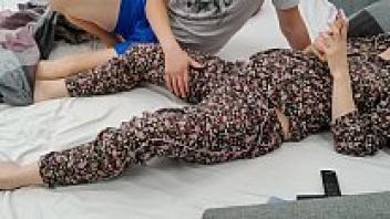 Cum in my pregnant pussy, please!