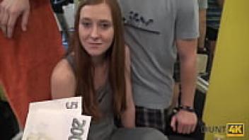 HUNT4K. Hunter is cuckold for money, so he can adore his girlfriend in the deserted gym.