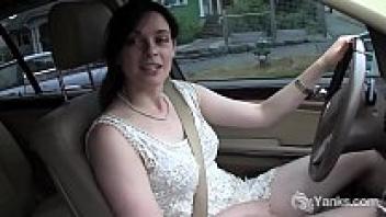 Babe Savannah Sly Cums, a Yanks fan