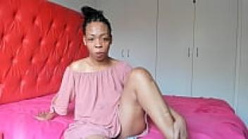 Ebony is a gorgeous babe with a big natural bottom.